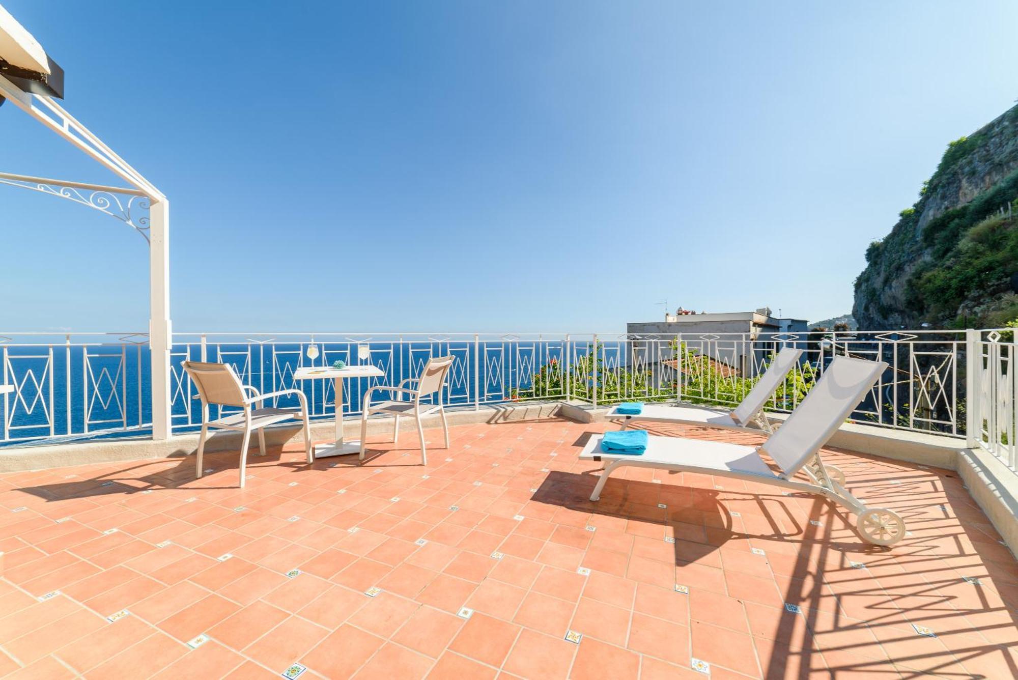 Eden Sul Mare Bed and Breakfast Amalfi Eksteriør billede
